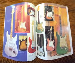 The Fender Stratocaster: Foreword by Eric Clapton 1994 72 Pages