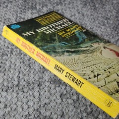 Mary Stewart Wildfire Coaches Magic Airs Brother 5 Book Lot Gothic Suspense