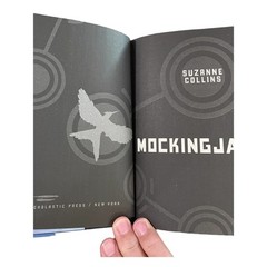 The Hunger Games Ser.: Mockingjay (Hunger Games, Book Three) by Suzanne Collins
