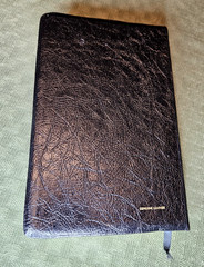 KJV – LARGE Print Reference Holy Bible, Black Genuine Leather, World 956C