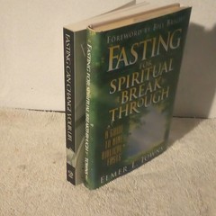 Elmer L. Towns Fasting book lot( 2 books total)