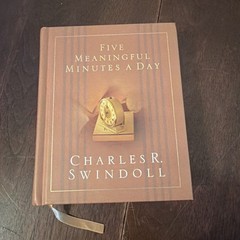 Five Meaningful Minutes A Day, Charles Swindoll