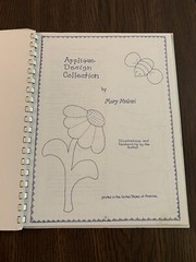 Appliqué Design Collection paperback Pattern Book Mary Mulari 56 pages MM-102