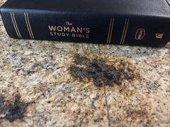 NKJV Womans Study Bible – $160 Retail – Black Genuine Leather Large Print