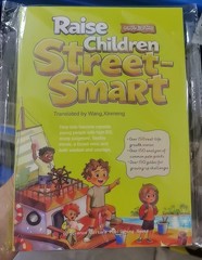Raise Children Street-Smart Paperback Helping Kid Build Confidence Comic Edition