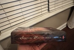 Spiritual Warfare Bible : New King James Version by Passio Faith (2012,…