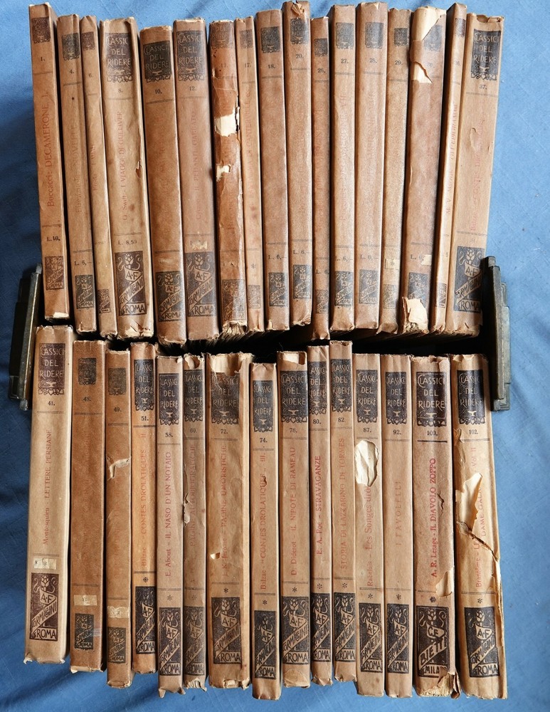 32 BOOKS LITERARY CLASSICS SOFTBOUND CLASSICI DEL RIDERE ILLUSTRATED 1920s-1930s