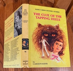 Nancy Drew #16 The Clue of the Tapping Heels 1969 White Endpapers