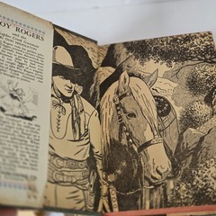 Roy Rogers and The Gopher Creek Gunman Whitman Publishing 1945 HCDJ Western