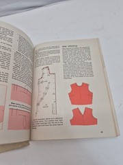 Introduction to Fashion Dressmaking by Singer Student’s Book I (1971) 80 Pages
